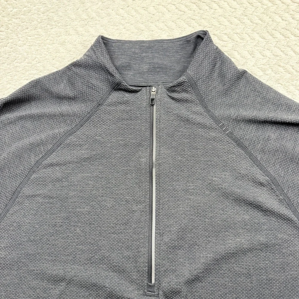 Lululemon Metal Vent Tech 1/2 Zip 2.0 Deep Coal / Black Men's Medium M Stretch